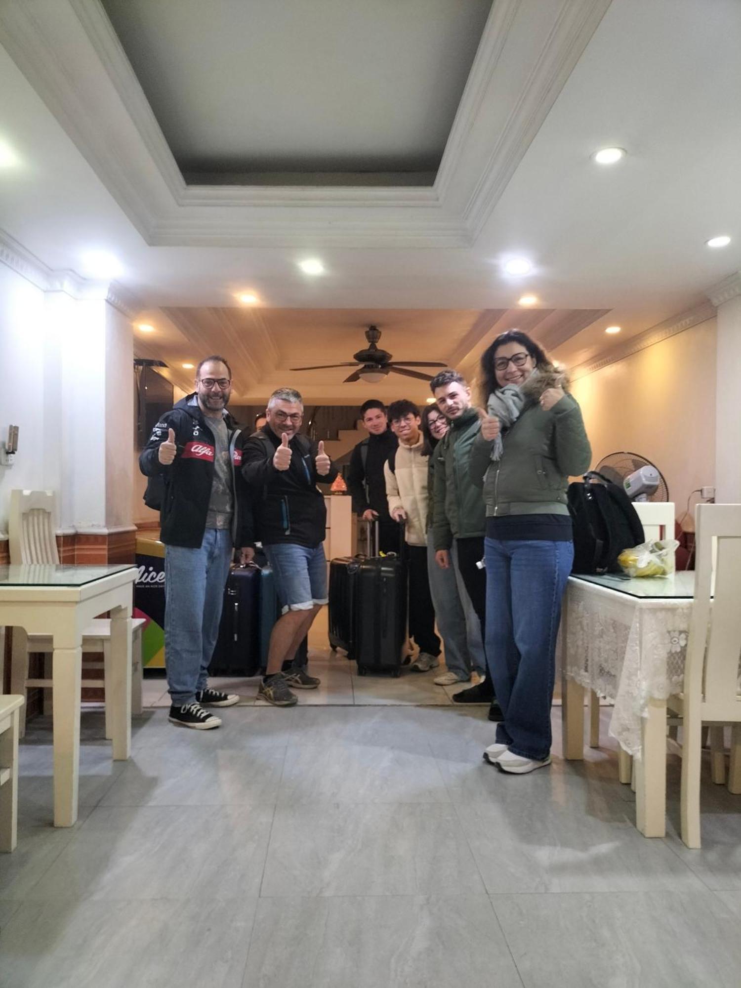 Roma Hotel Noi Bai Airport Ханой Экстерьер фото