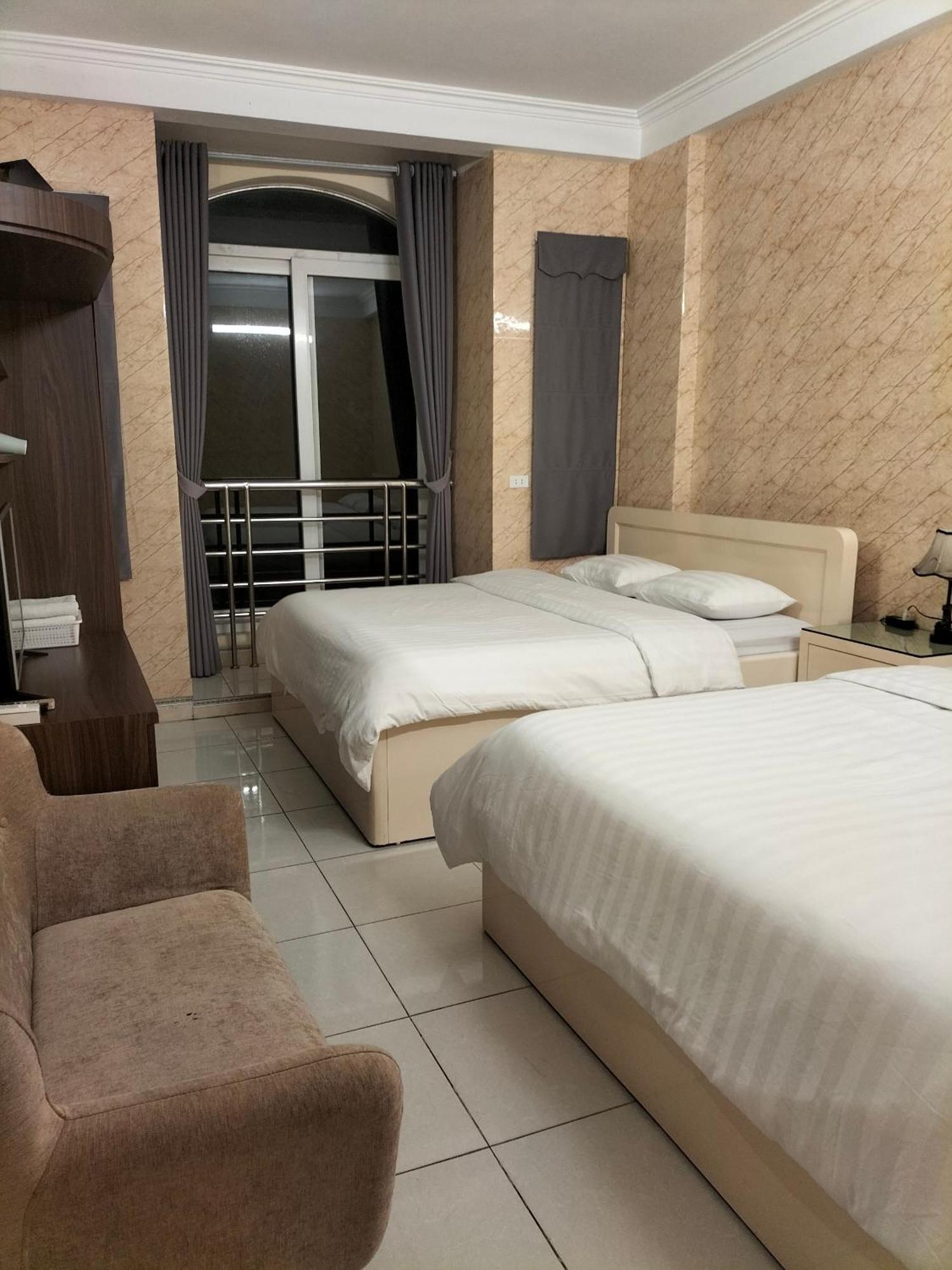 Roma Hotel Noi Bai Airport Ханой Экстерьер фото